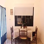 Family House Near The Sea Appartement *
