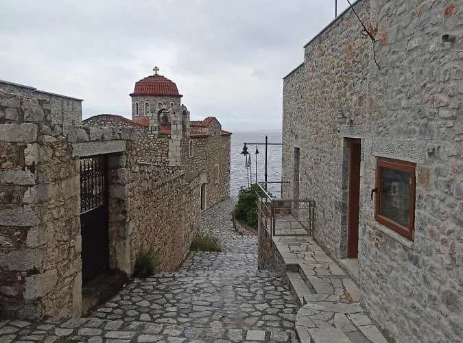 Family House Near The Sea *