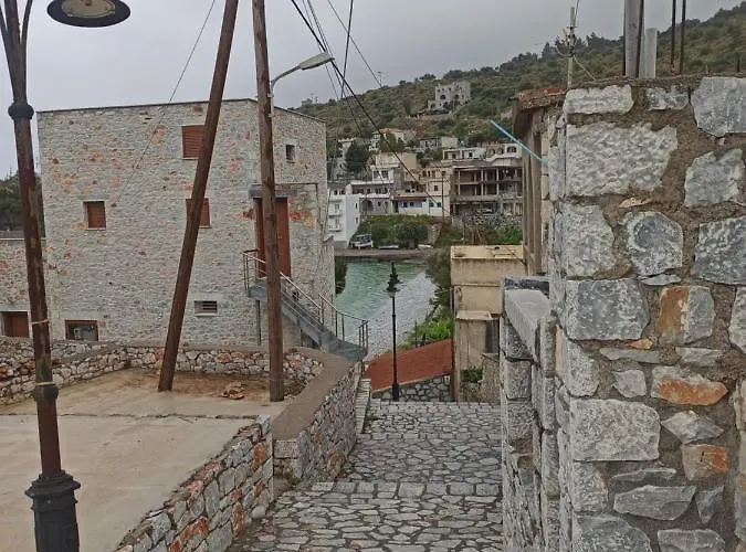 Daire Family House Near The Sea *