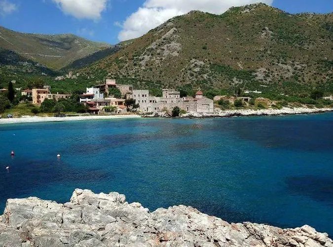 Daire Family House Near The Sea *