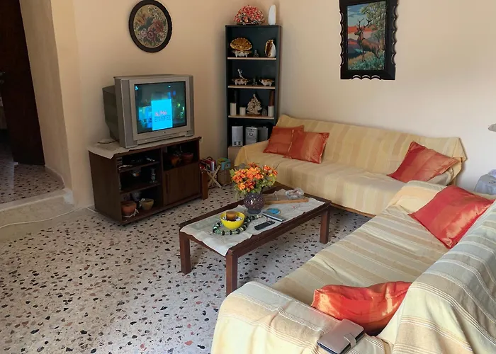 Family House Near The Sea Daire